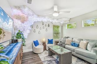 109 West Hollywood Street - Photo 1 of 1