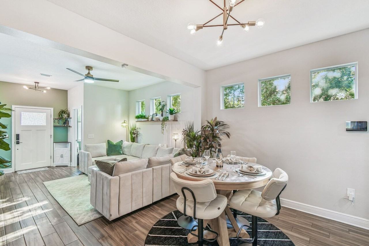 109 West Hollywood Street #1295473P - Photo 4 of 50