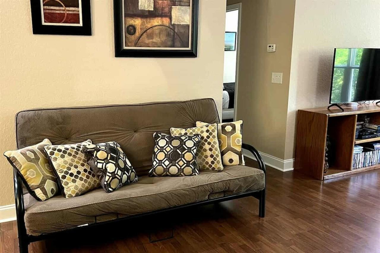 121 Sawmill Springs Rd #1297612P - Photo 3 of 19