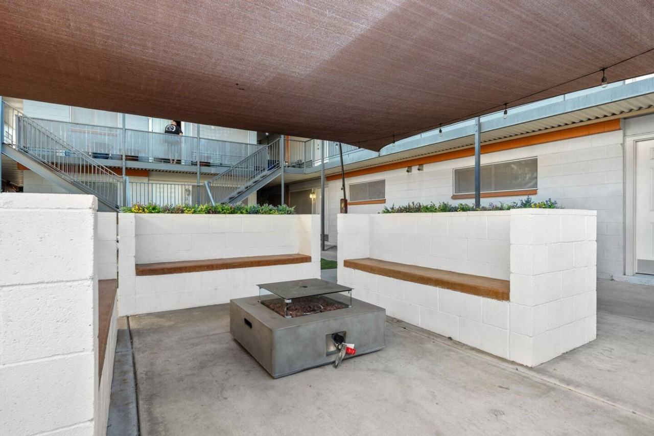 109 East Broadway Road - Photo 5 of 28