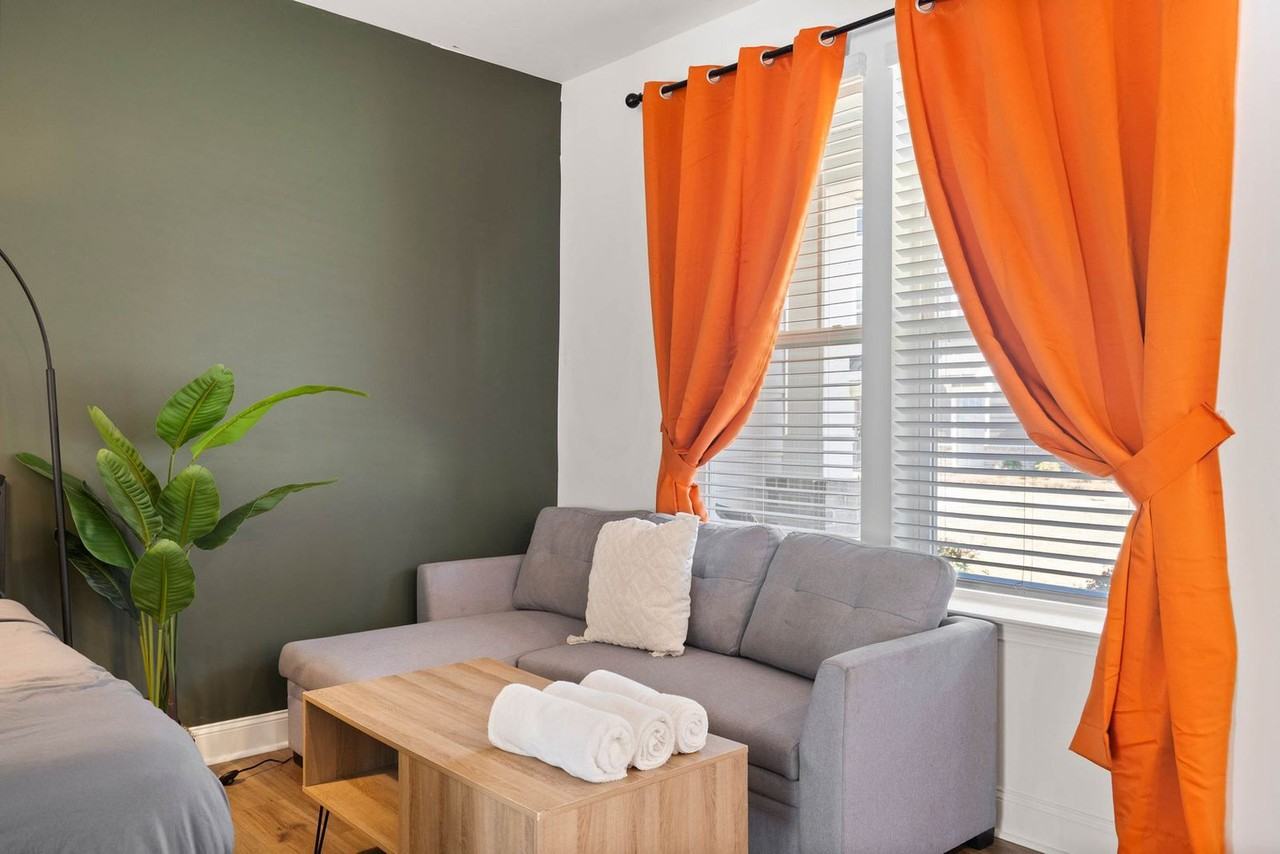 4016 Bunker Drive #1367338P - Photo 4 of 23