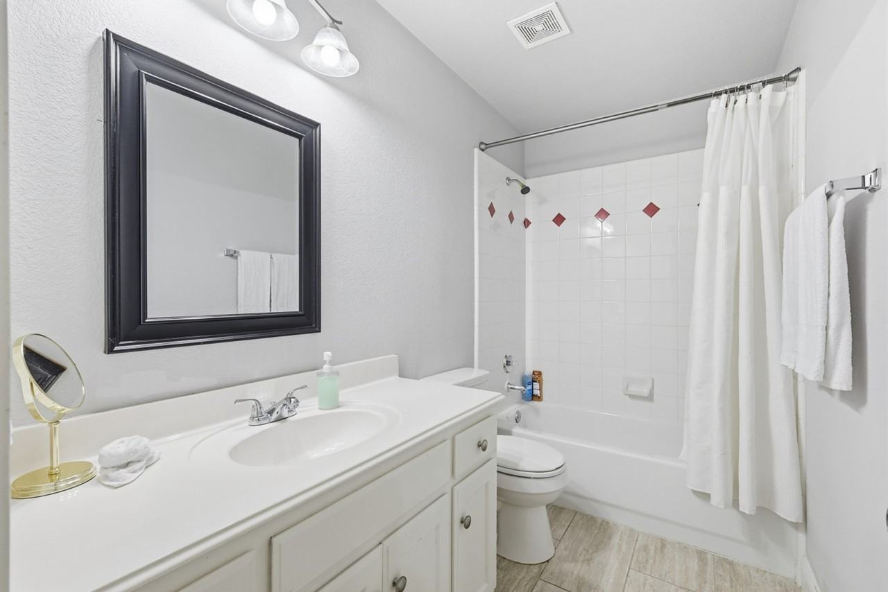 8602 Timber Crest Court #1364182P - Photo 7 of 31