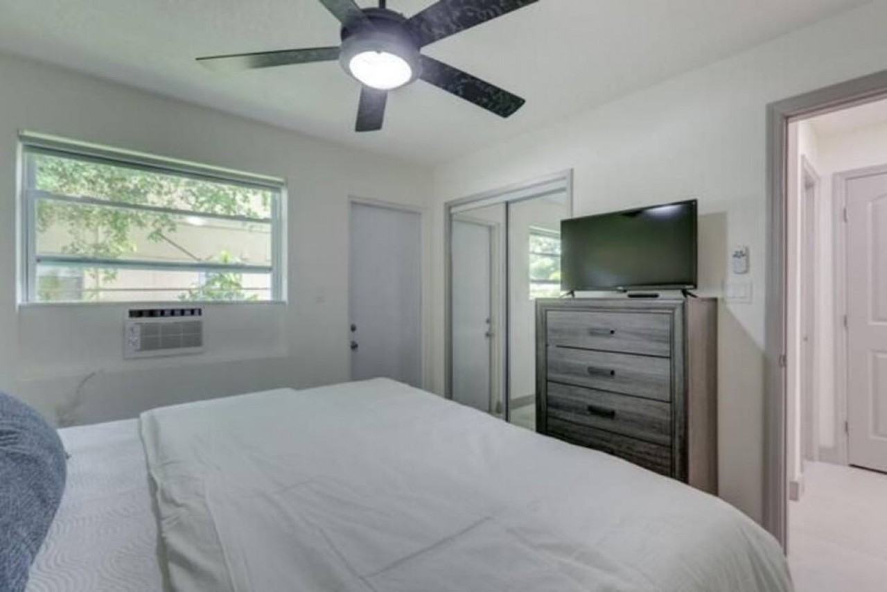 820 Ne 14th Ave #1369646P - Photo 3 of 13