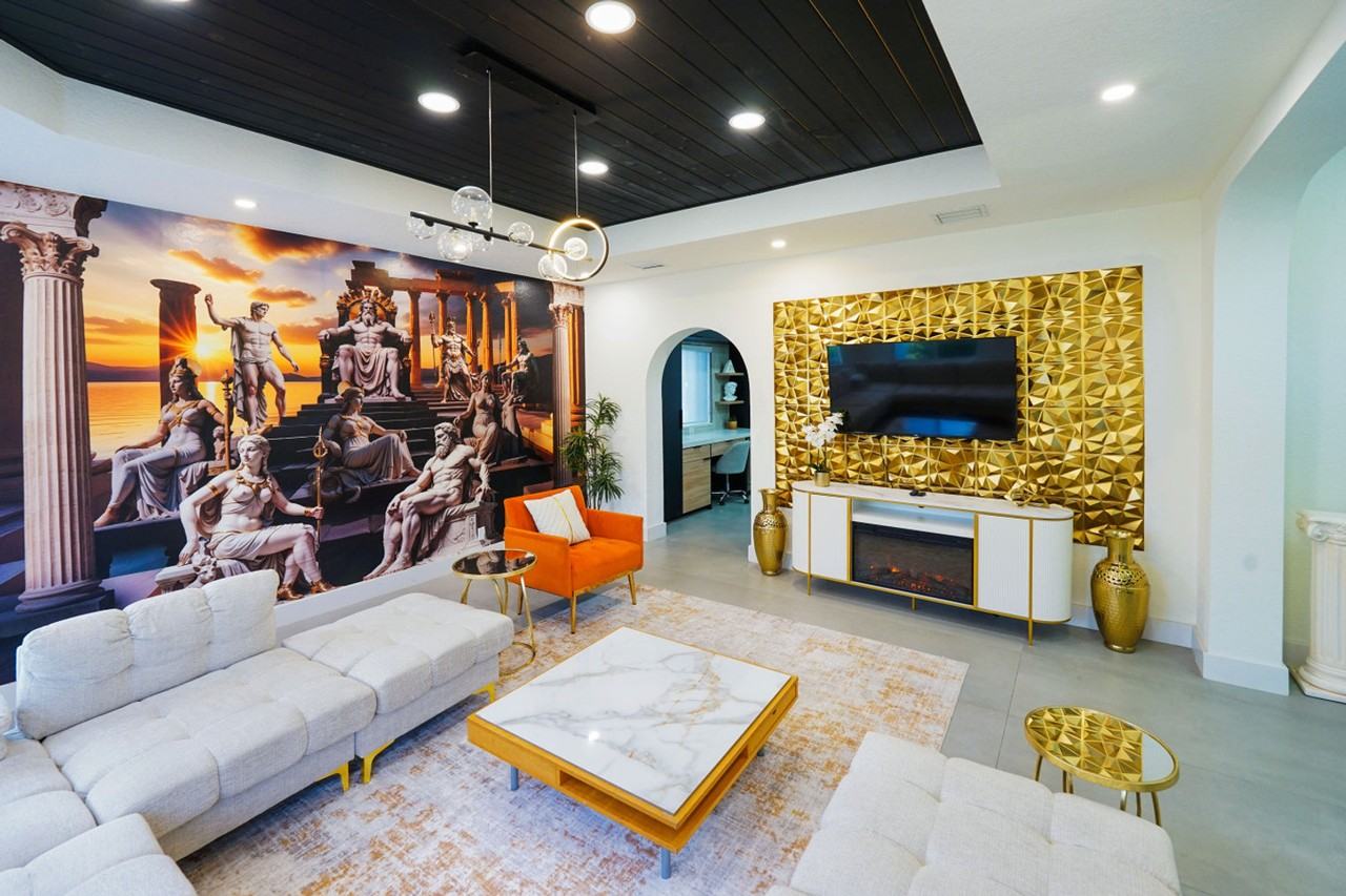 2609 Center Avenue #1369657P - Photo 2 of 41