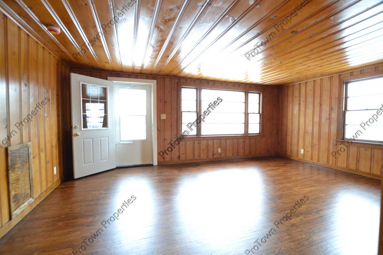 329 White Avenue - Photo 2 of 7