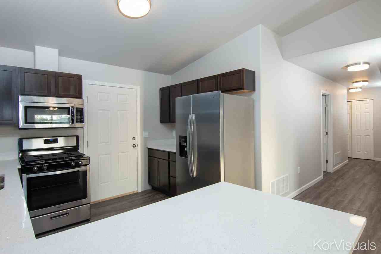 1561 N. Tinitun Circle - Photo 6 of 20