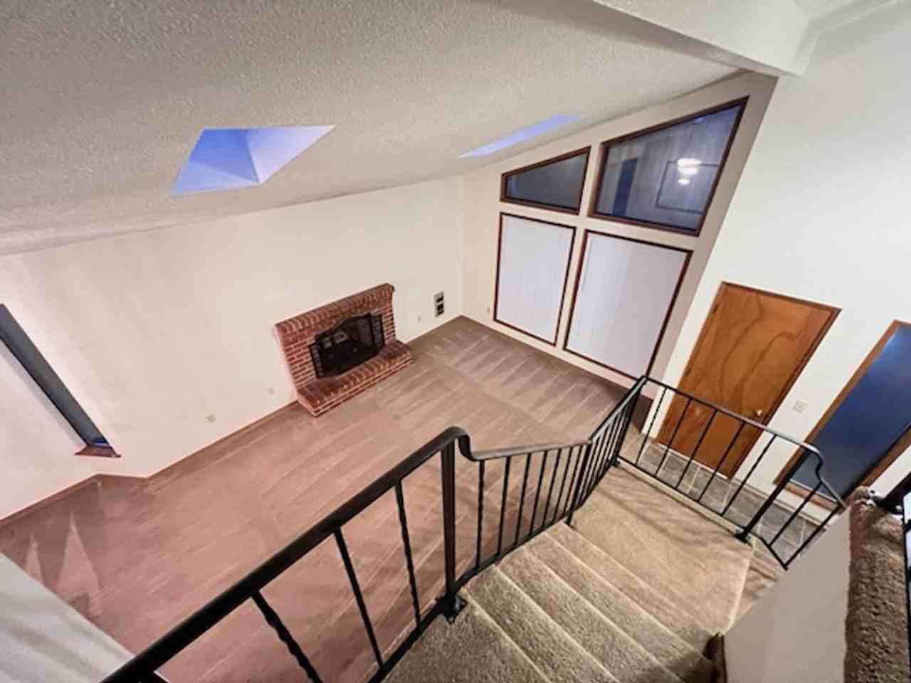 9720 Coral Drive Southwest - Photo 3 of 20