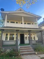 Nice Cozy downstairs unit - Photo 1 of 1