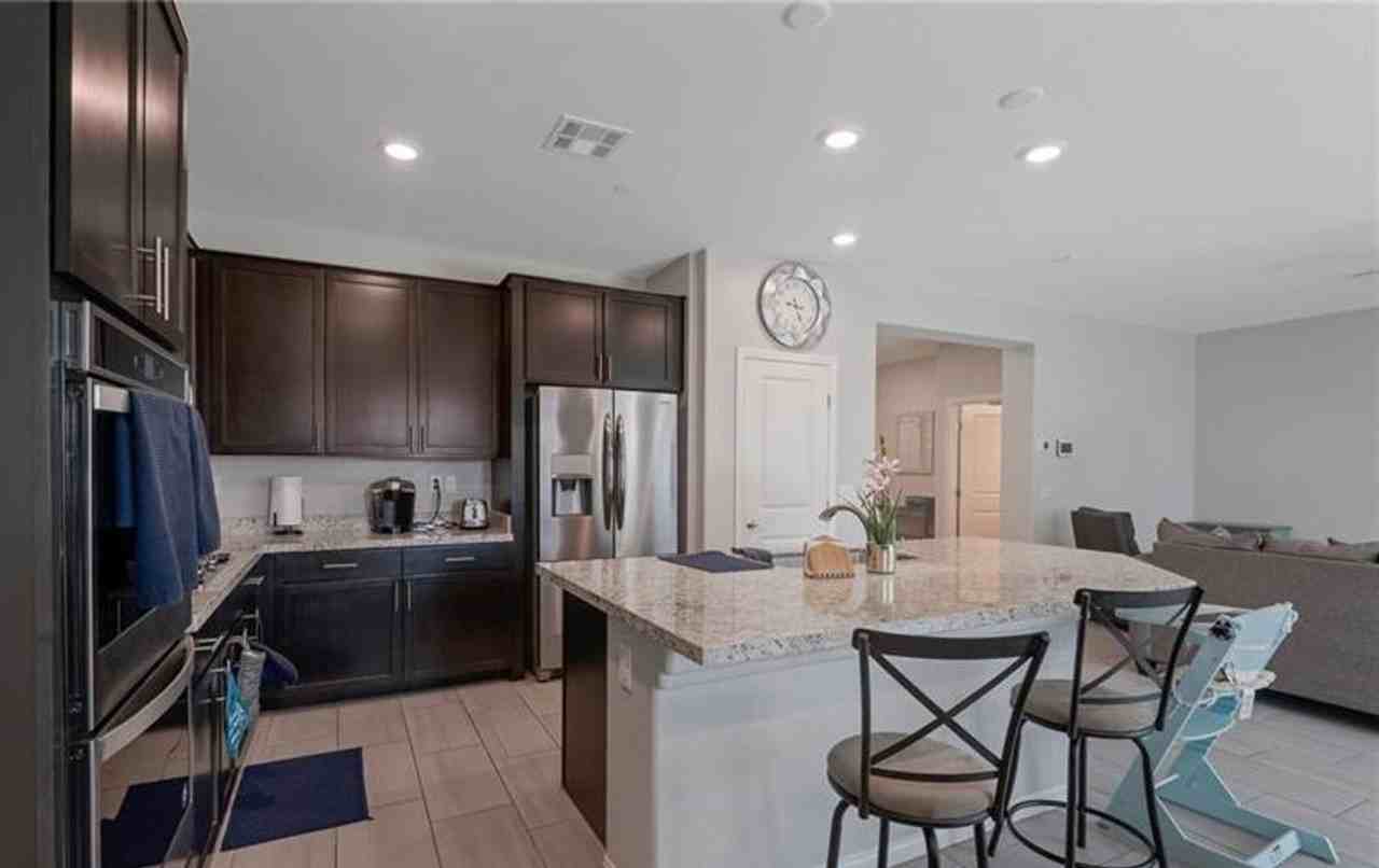 372 Soubrette Court - Photo 6 of 28