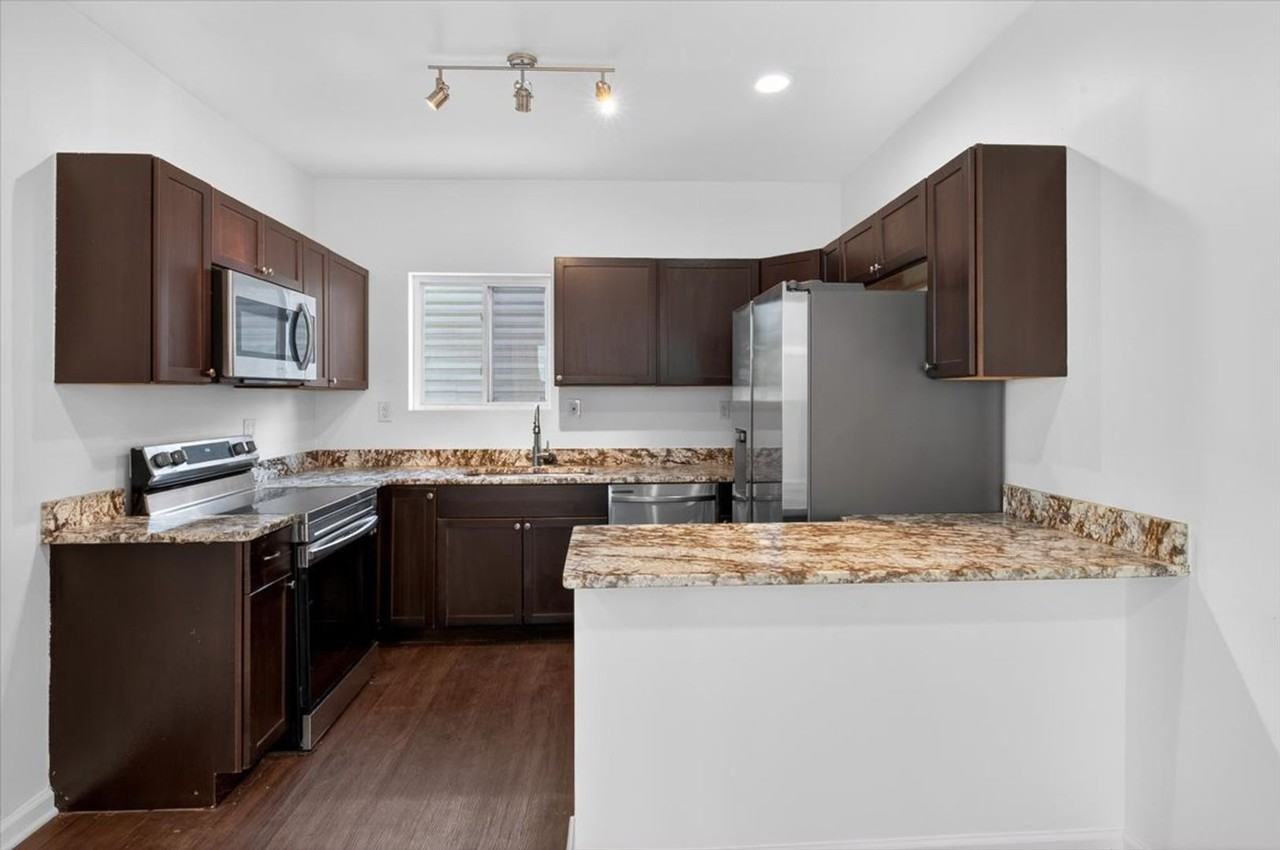 2250 North Capitol Avenue - Photo 6 of 20