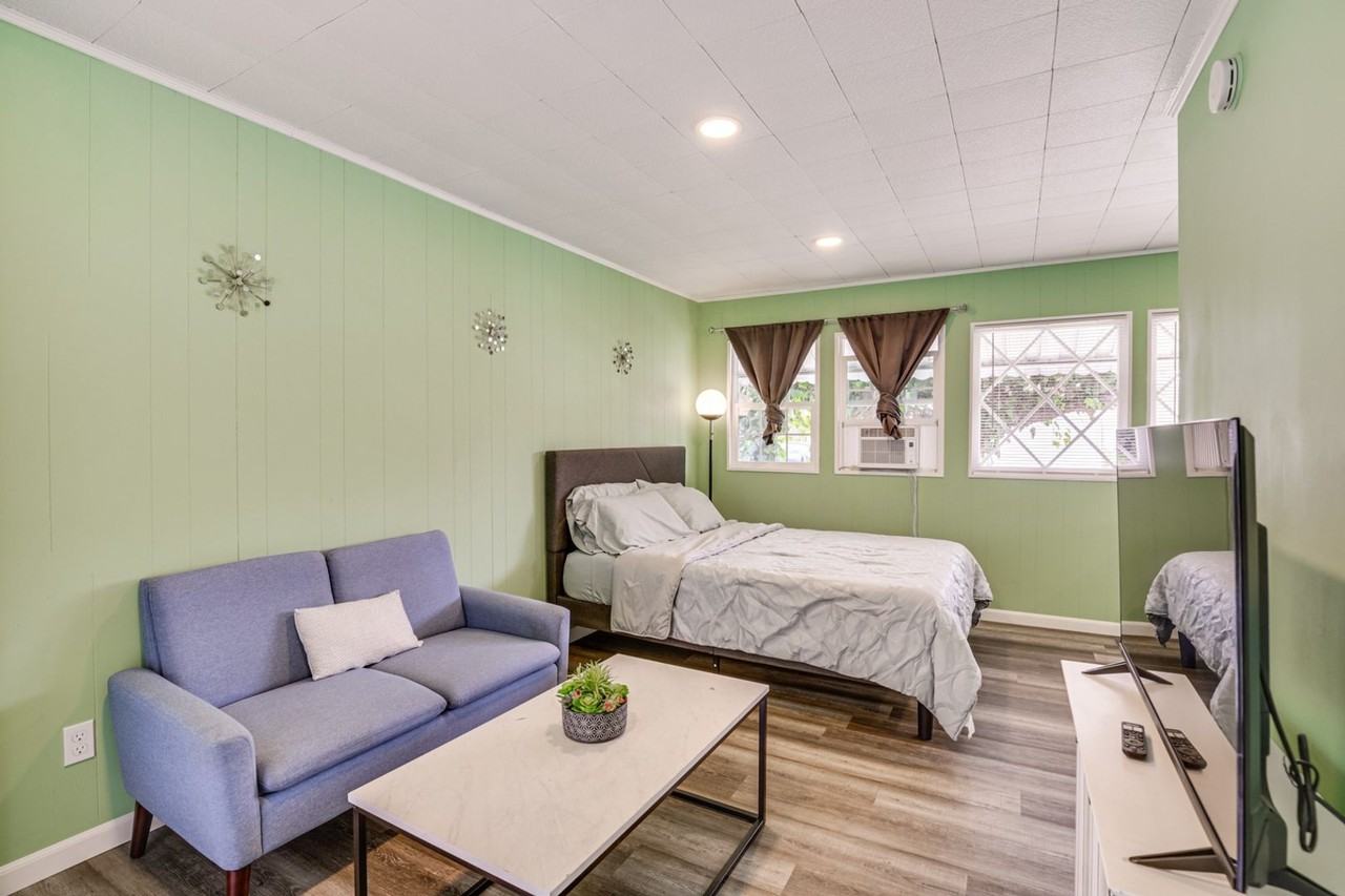 2854 Rhoades Rd - Photo 3 of 14