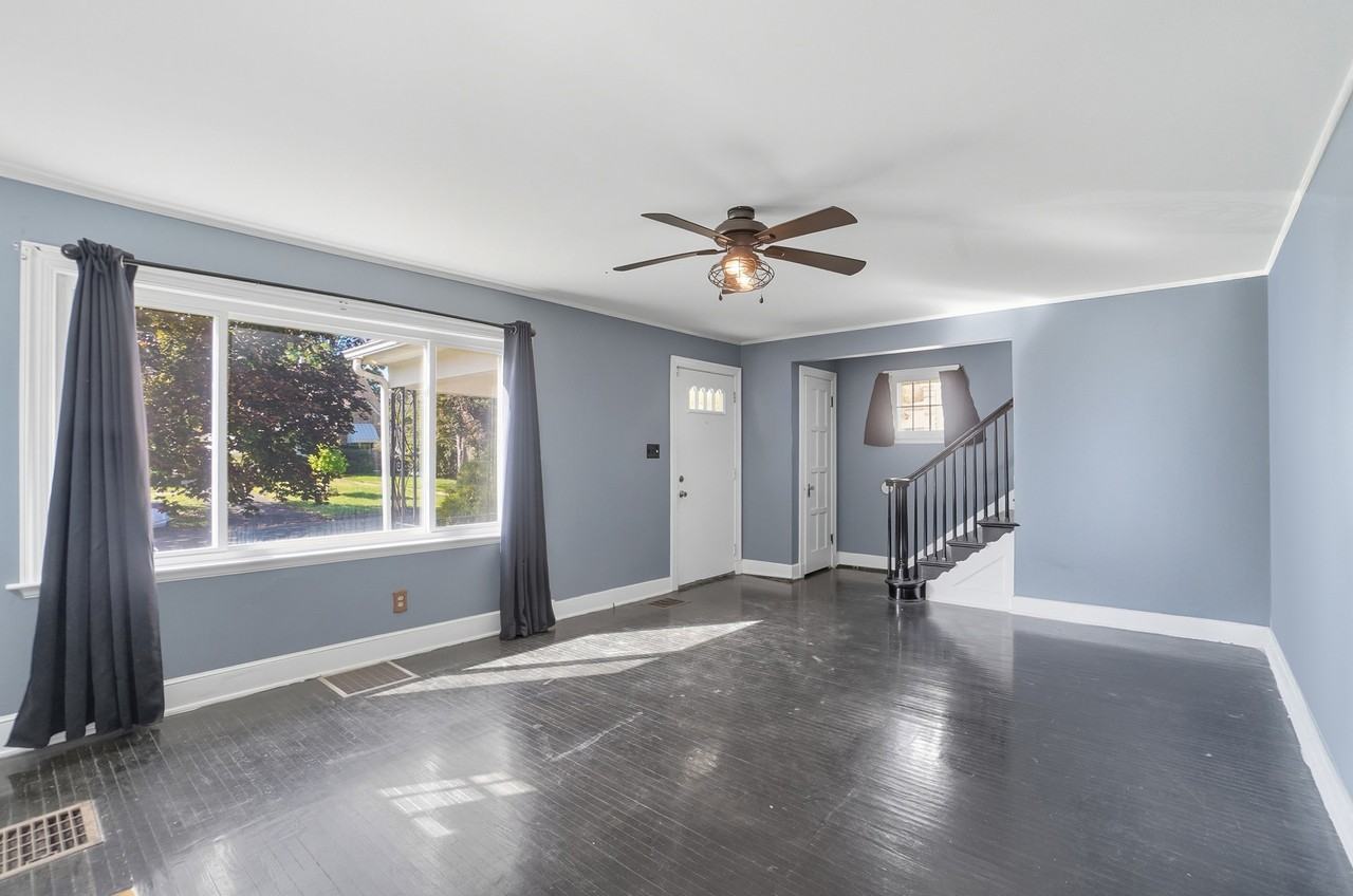 610 Salisbury Road - Photo 3 of 24