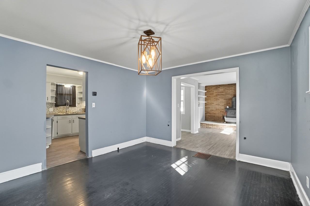 610 Salisbury Road - Photo 6 of 24