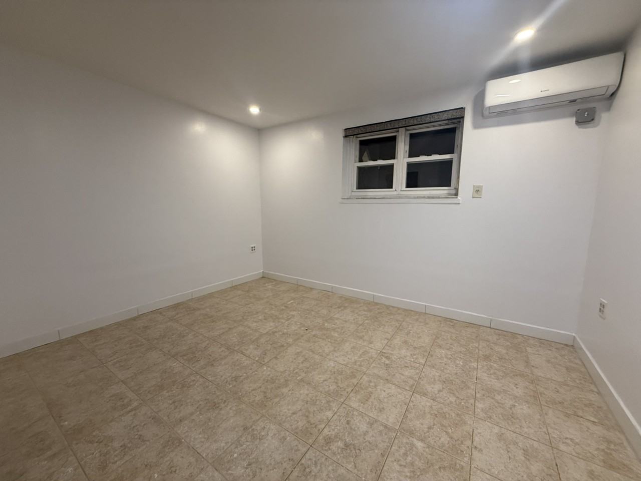 Mickle Ave - Photo 2 of 13