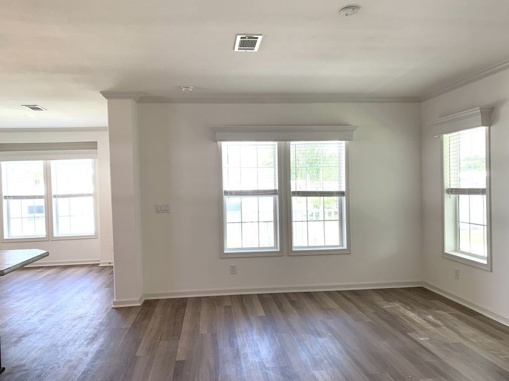 141 Millwood Rd - Photo 6 of 37