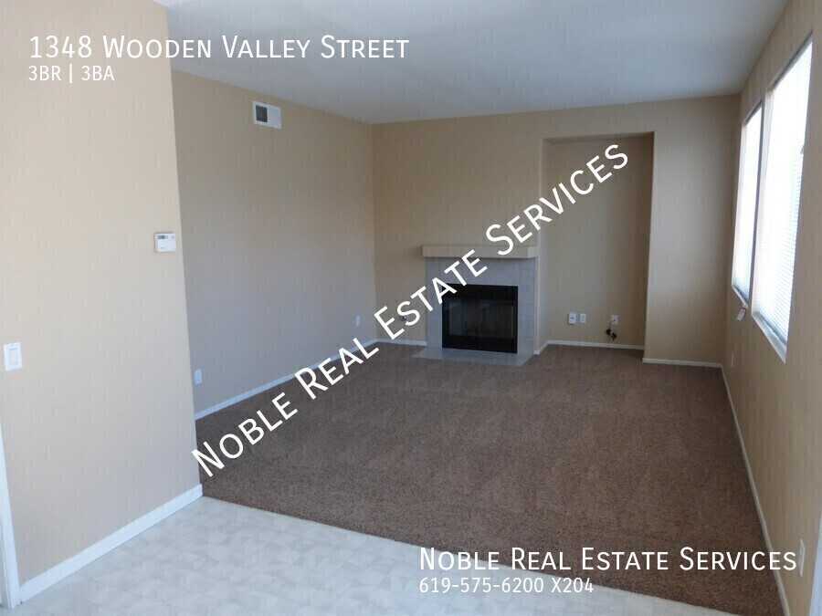 1348 Wooden Valley St - Photo 5 of 24