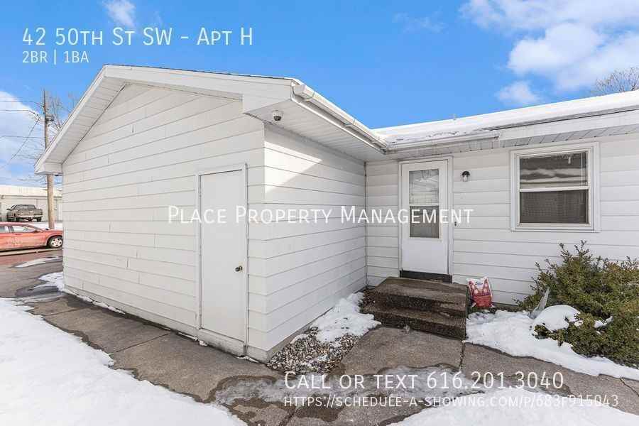 42 50th St Sw #H - Photo 3 of 18