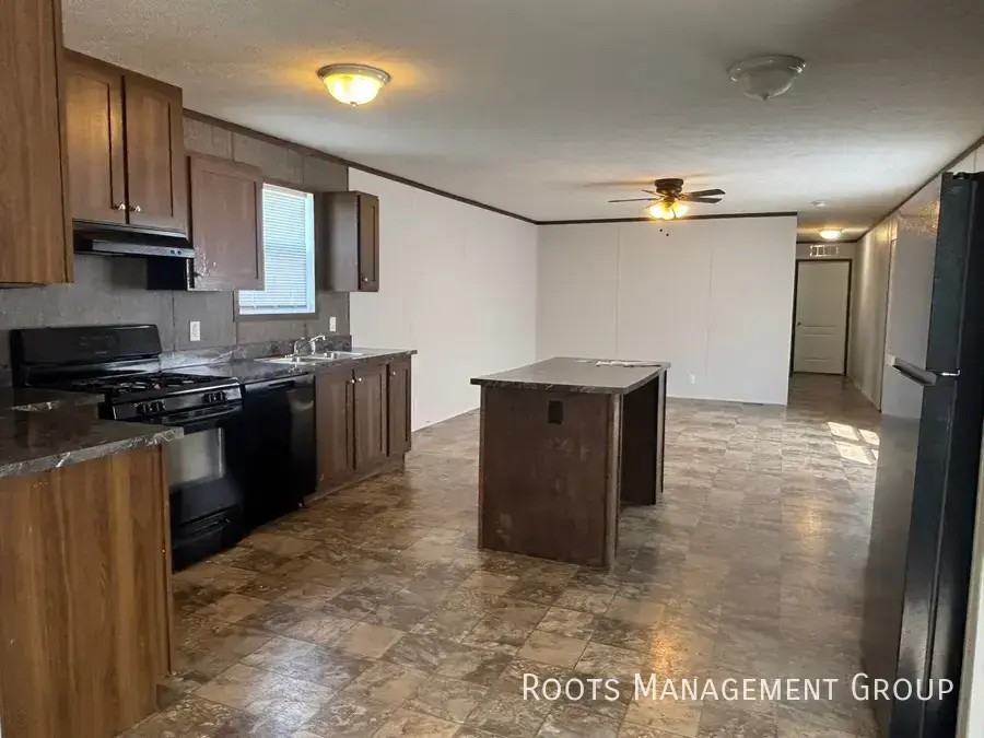 119 Birch Crest Dr #119 - Photo 3 of 27