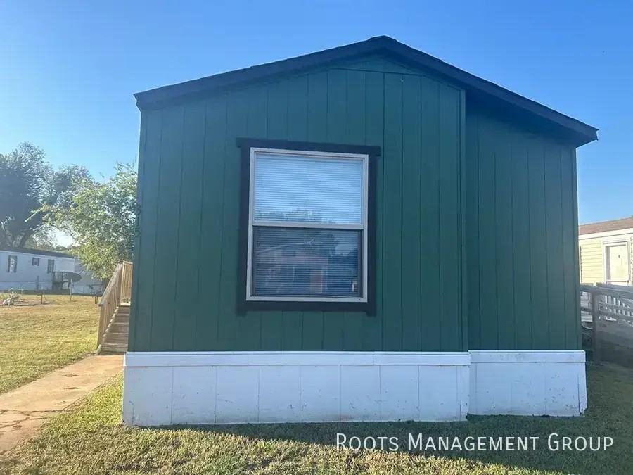 315 E 17th Ave #99 - Photo 2 of 12