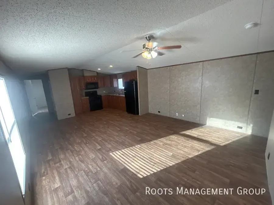 315 E 17th Ave #99 - Photo 3 of 12