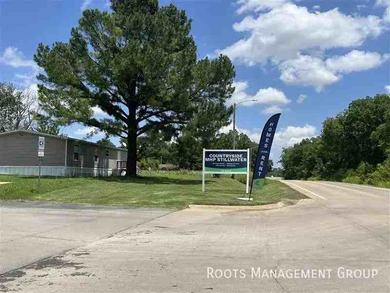 314 E 18th Pl #128 - Photo 4 of 8