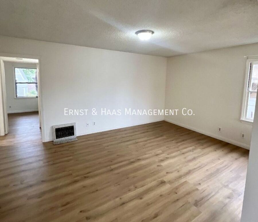 2220 Mckenzie Street - Photo 2 of 7