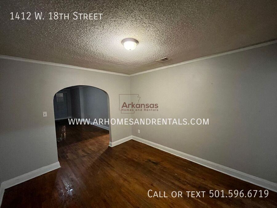 1412 West 18th Street - Photo 3 of 16