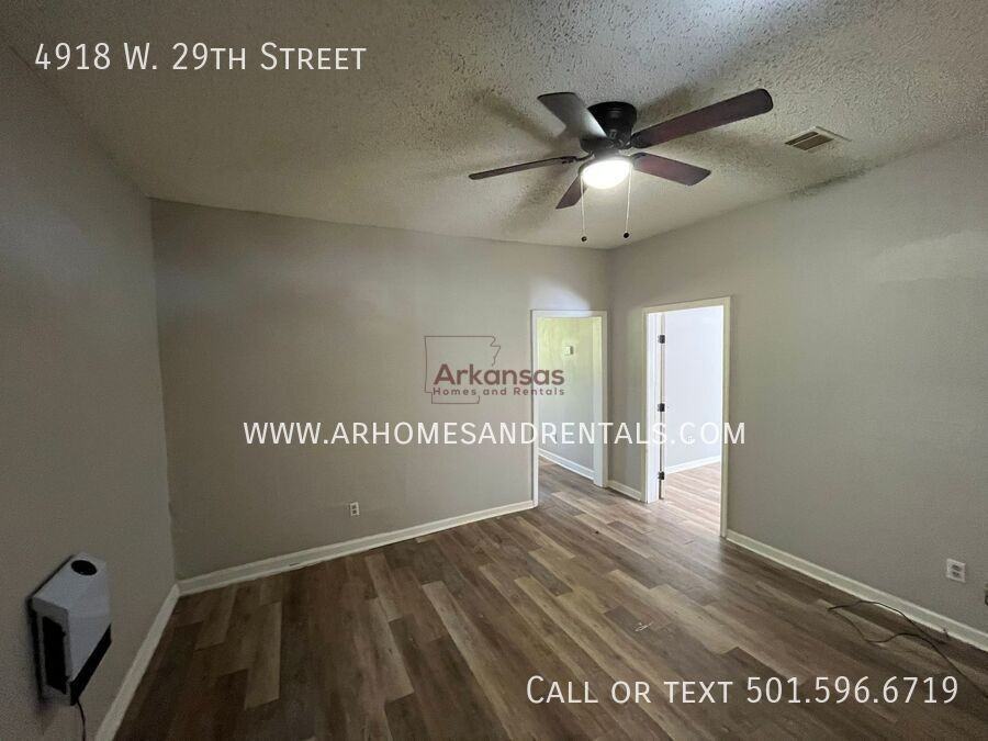 4918 West 29th Street - Photo 3 of 10