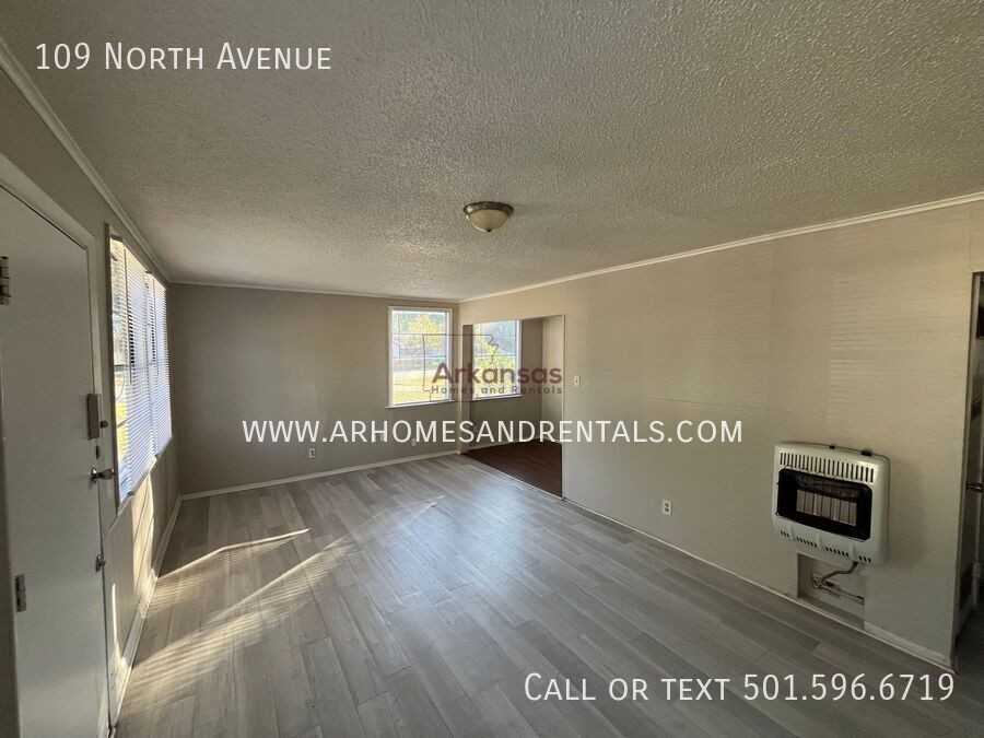 109 North Avenue - Photo 3 of 9