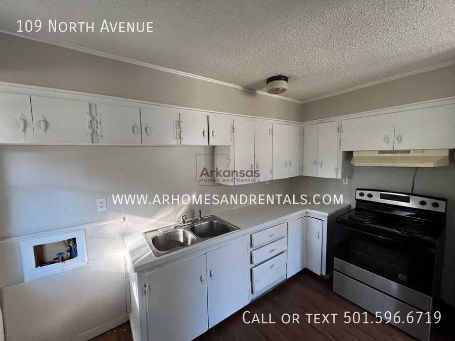 109 North Avenue - Photo 4 of 9