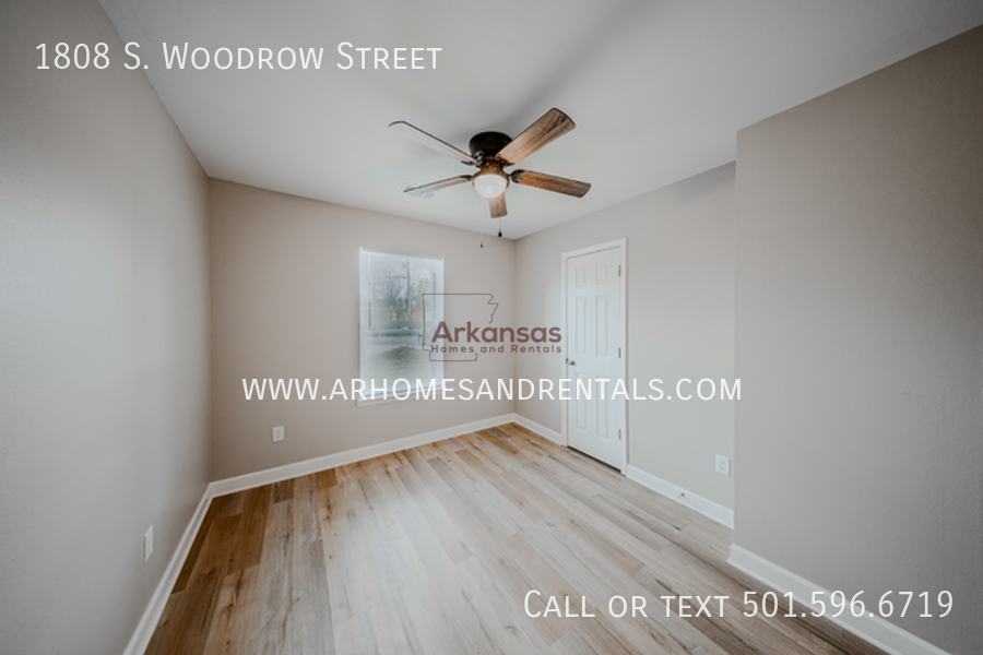 1808 S Woodrow St - Photo 7 of 11