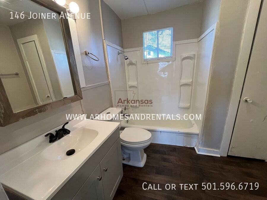 146 Joiner Avenue - Photo 6 of 9