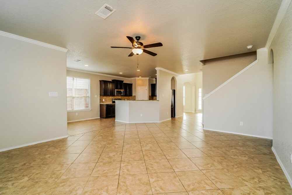 340 Buckboard Ln - Photo 6 of 17