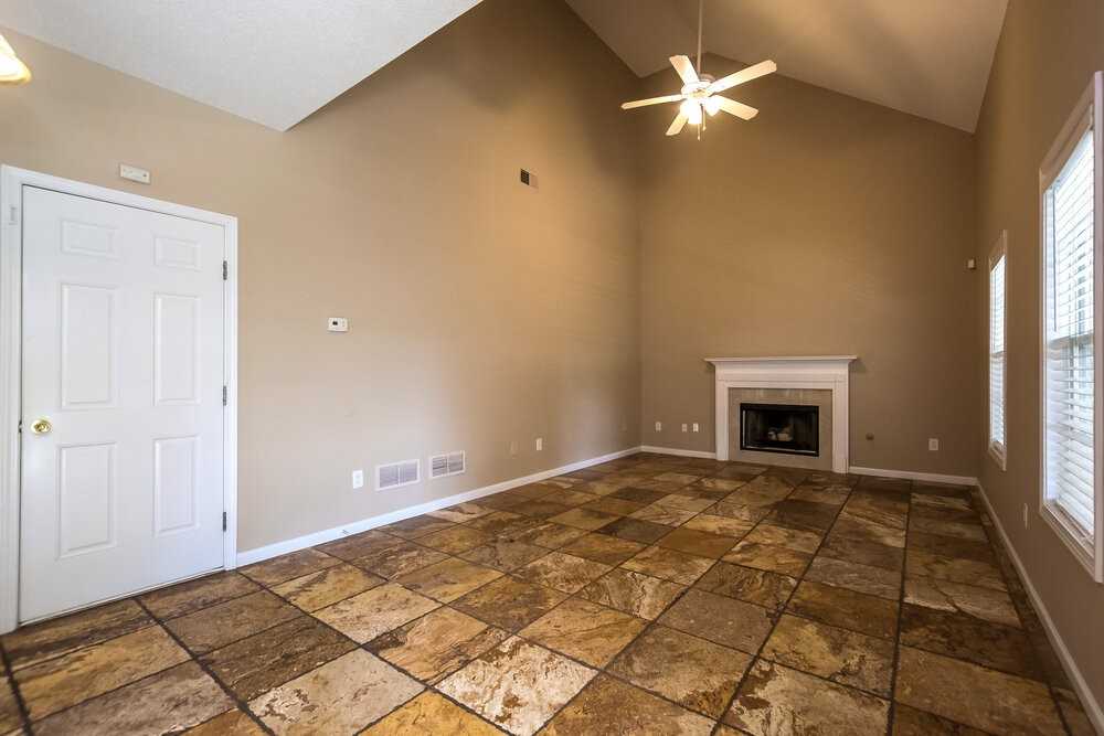 3695 Perry Pointe - Photo 4 of 17