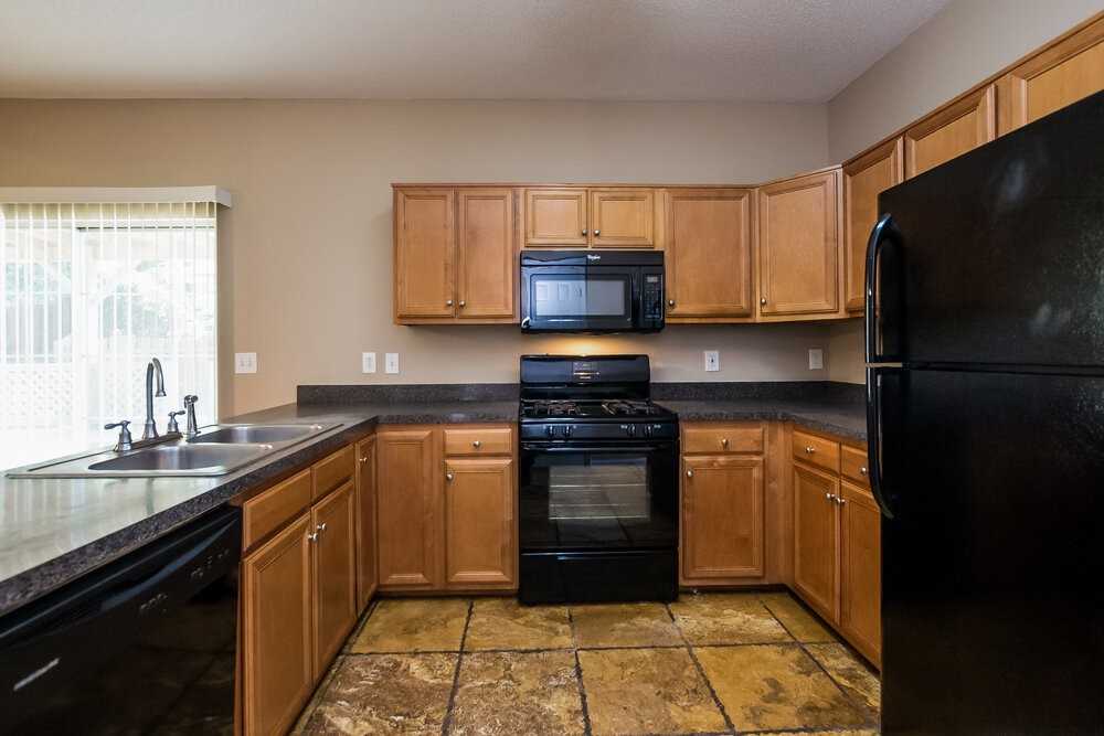 3695 Perry Pointe - Photo 7 of 17