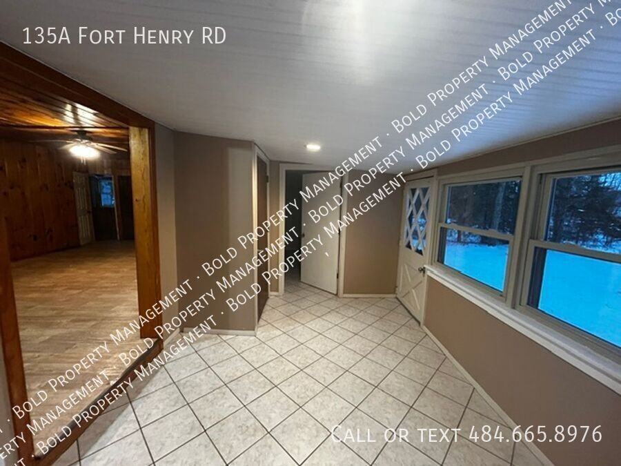 135A Fort Henry Rd - Photo 6 of 10