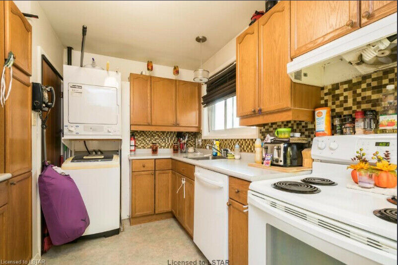 1217 Patann Drive - Photo 2 of 9