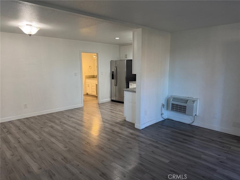 1010 W Macarthur Blvd #1010-147 - Photo 3 of 12