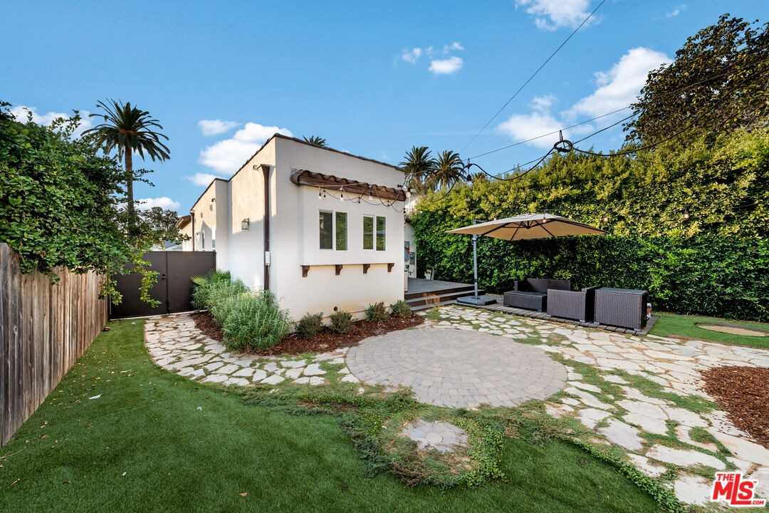 2624 South Palm Grove Avenue #2624 - Photo 7 of 25