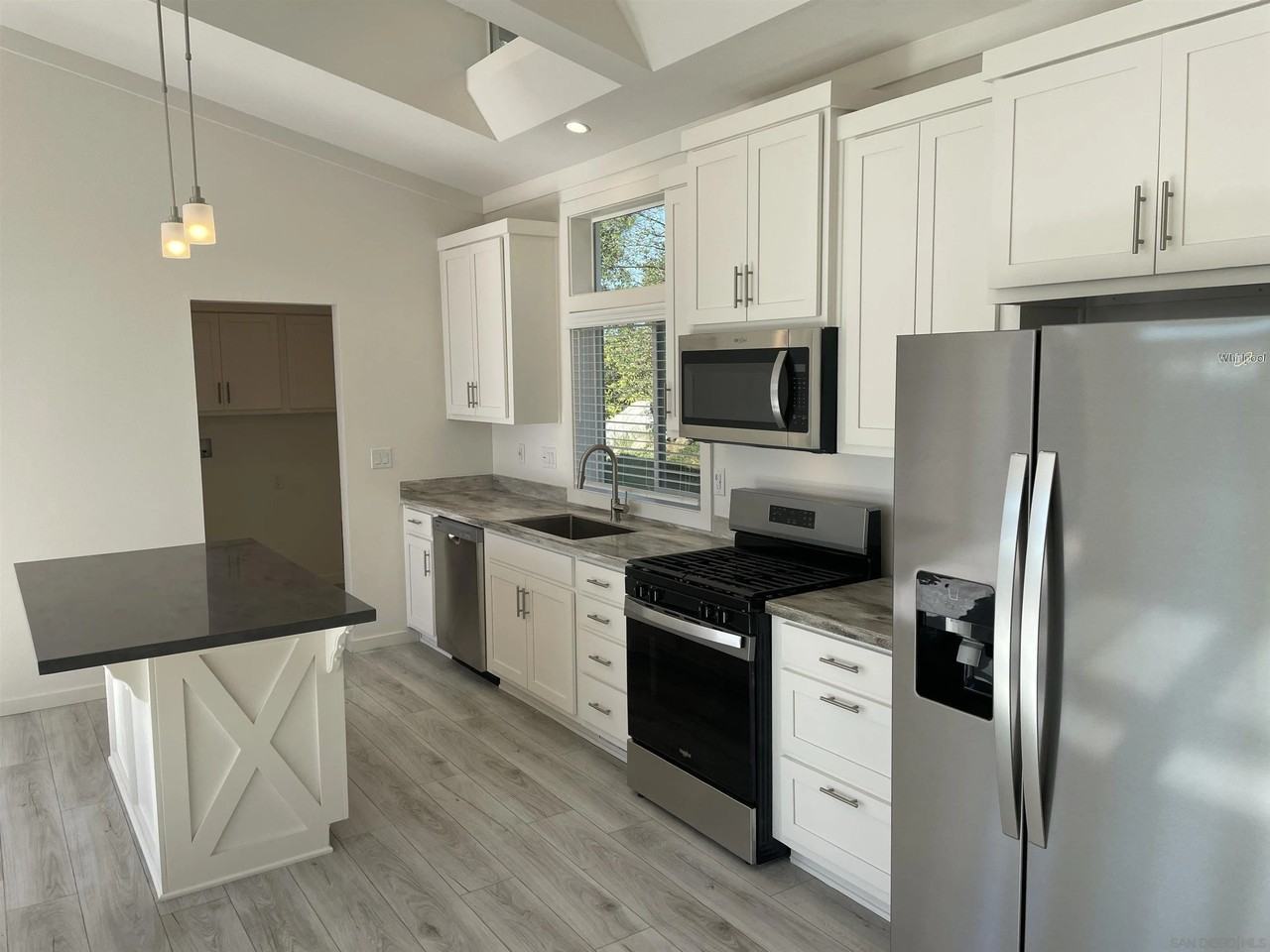 1255 Rhea Place #1255B - Photo 7 of 13