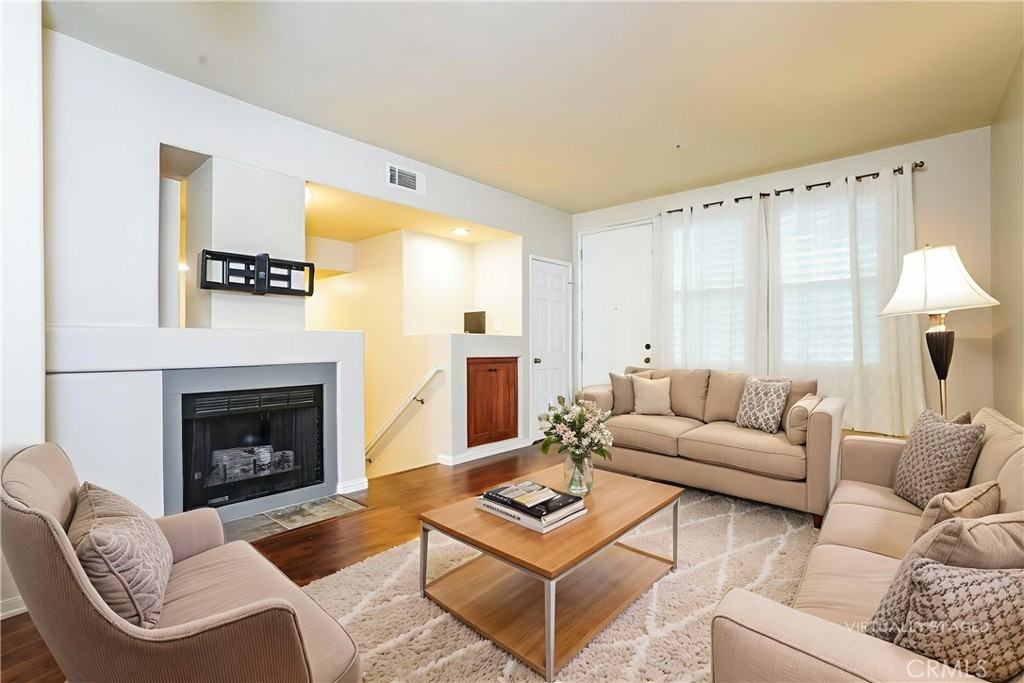 5 Via Pamplona #5 - Photo 2 of 16