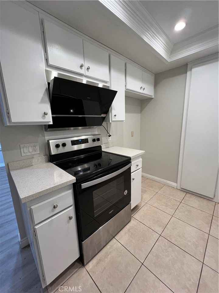 1820 Doverglen Way #1820 - Photo 5 of 7