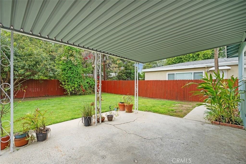 5529 Fallbrook Avenue #5529 - Photo 6 of 14