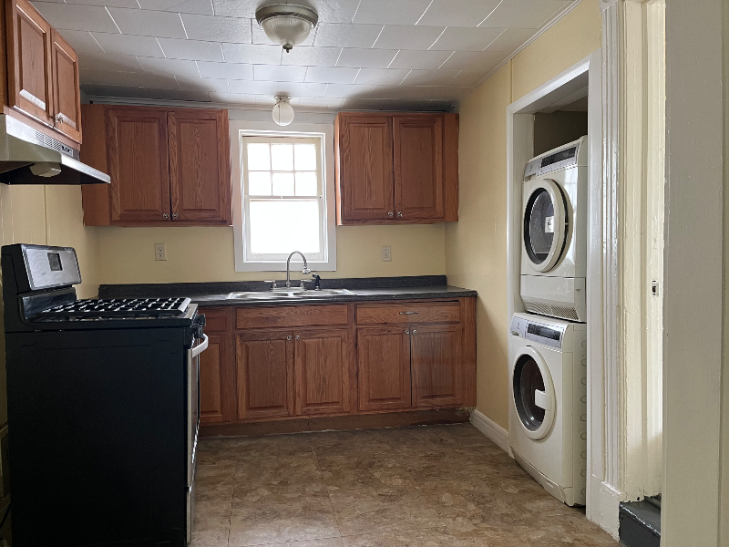 683 State Street - Photo 2 of 10