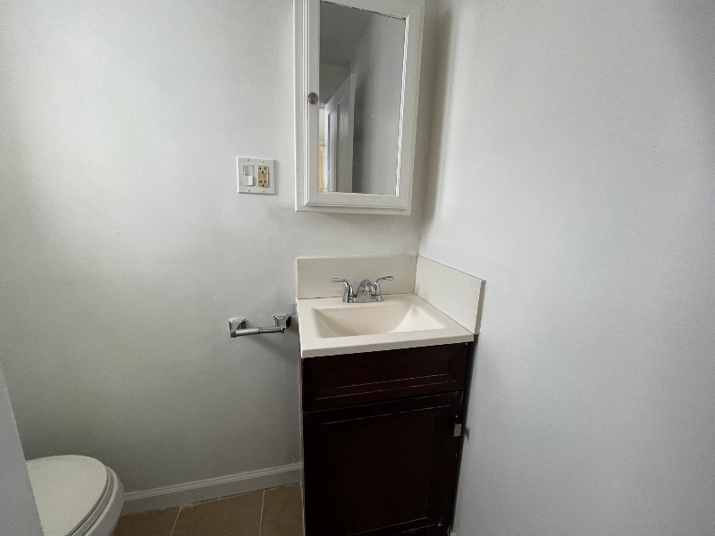 683 State Street - Photo 5 of 10