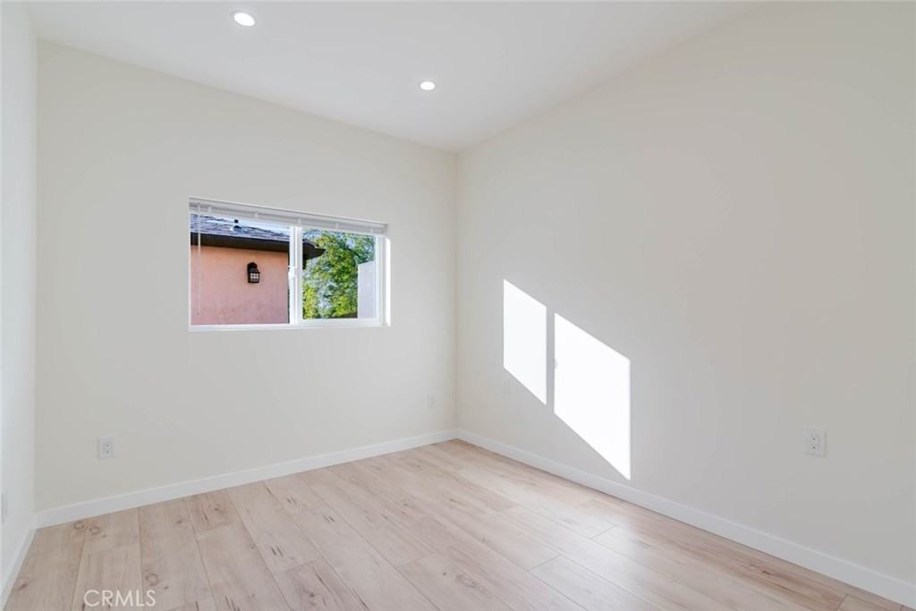 10526 Hillhaven Avenue #10526 - Photo 2 of 14