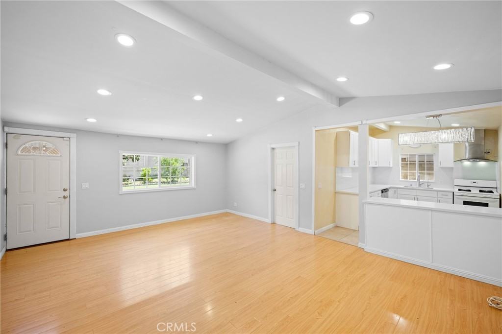 10617 Wilsey Avenue #10617 - Photo 5 of 19