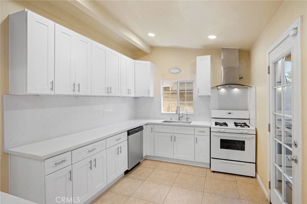 10617 Wilsey Avenue #10617 - Photo 6 of 19