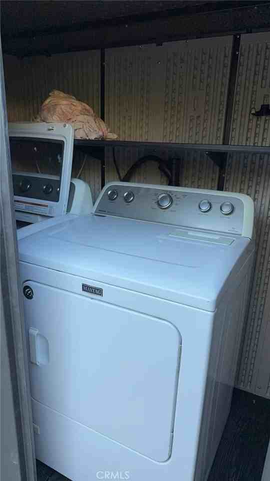 18421 Rocky Court #18421 - Photo 3 of 9