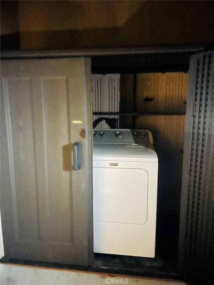 18421 Rocky Court #18421 - Photo 4 of 9